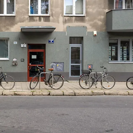Przytulny Apartament Blisko Starego Miasta W Krakowie By Renters Apartment Krakau