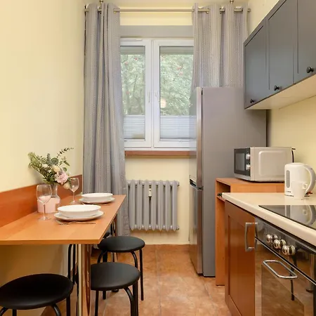 Przytulny Apartament Blisko Starego Miasta W Krakowie By Renters * Krakau
