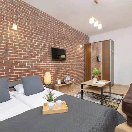 Appartement Przytulny Apartament Blisko Starego Miasta W Krakowie By Renters